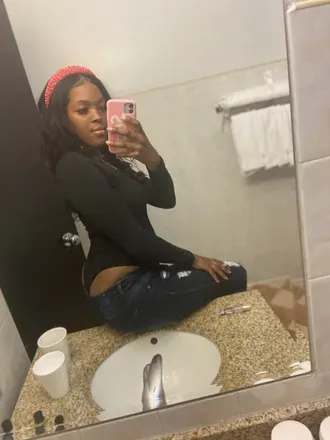 OnlyFans account  ashleeeb avatar 1