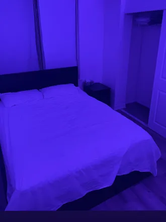 OnlyFans cuenta itsrayningmen header 2