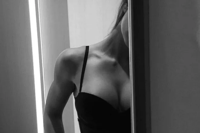 OnlyFans cuenta modelmarinajane header 2