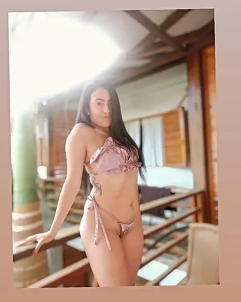 OnlyFans cuenta valeskarose02 header 2