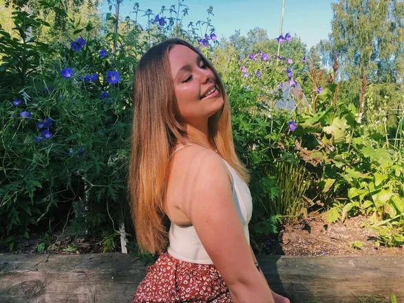 OnlyFans cuenta queenbiizy header 2