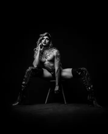 OnlyFans cuenta gala_varo header 2