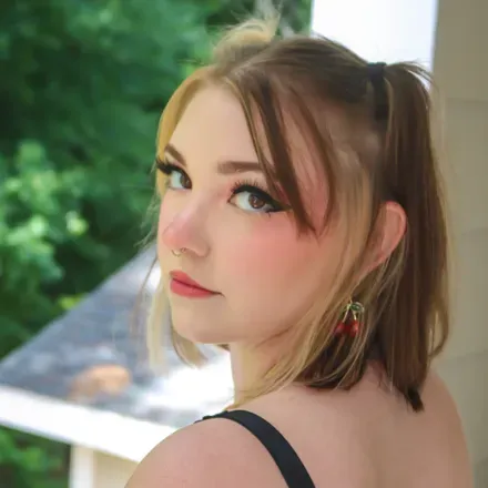 OnlyFans account  littlegirlmochi avatar 1