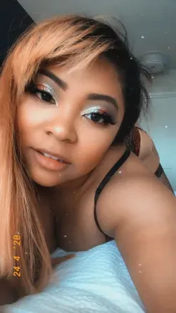 OnlyFans cuenta simply_sydney avatar 1