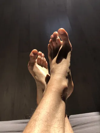 OnlyFans cuenta french-guy-feet header 2