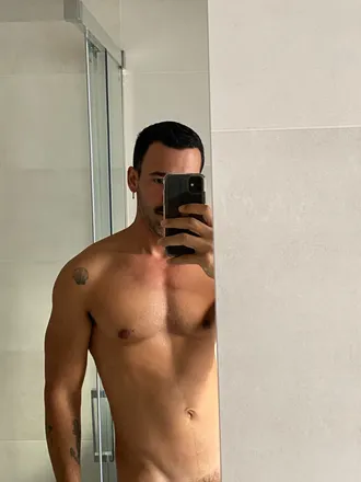 OnlyFans account  juandelosmares header 2