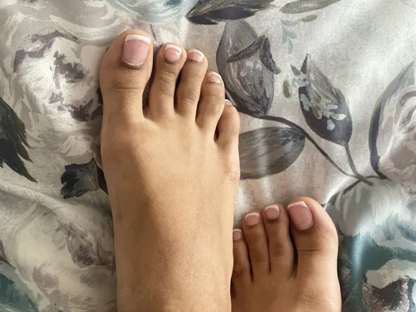 OnlyFans cuenta chloemarieeeeprettyfeet header 2