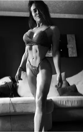 OnlyFans cuenta mabelwellnesst header 2