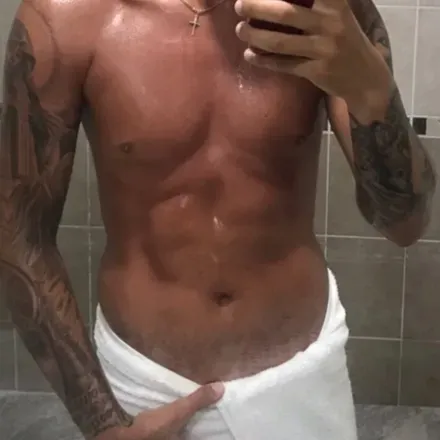 OnlyFans account  redbull_artjom avatar 1