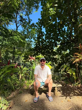 OnlyFans cuenta guynextdoor2020 header 2