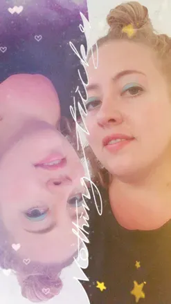 OnlyFans cuenta goldiehart header 2