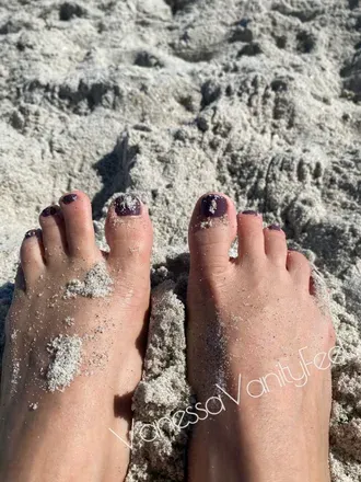 OnlyFans cuenta vanessavanityfeet header 2