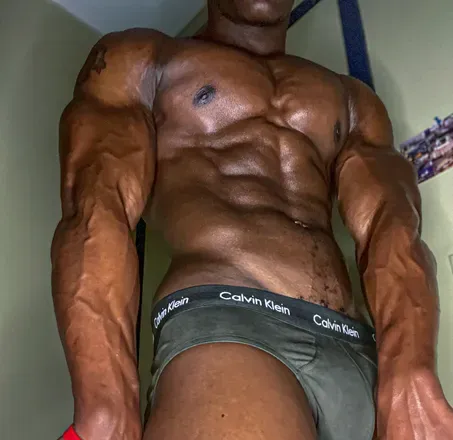 OnlyFans cuenta flexedpecs23 avatar 1