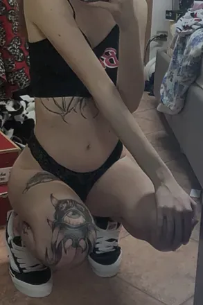 OnlyFans cuenta arii.1 header 2