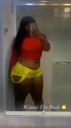 OnlyFans cuenta juicyy_fruittz header 2