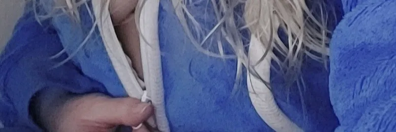 OnlyFans cuenta norwegianholes header 2