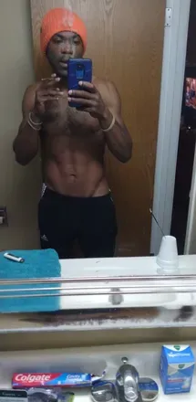 OnlyFans cuenta royalkingz1319 avatar 1