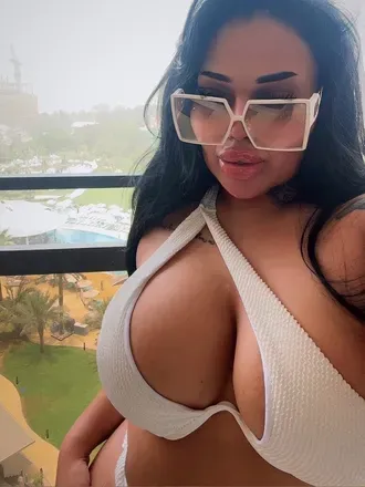 OnlyFans cuenta badbunnii008 avatar 1
