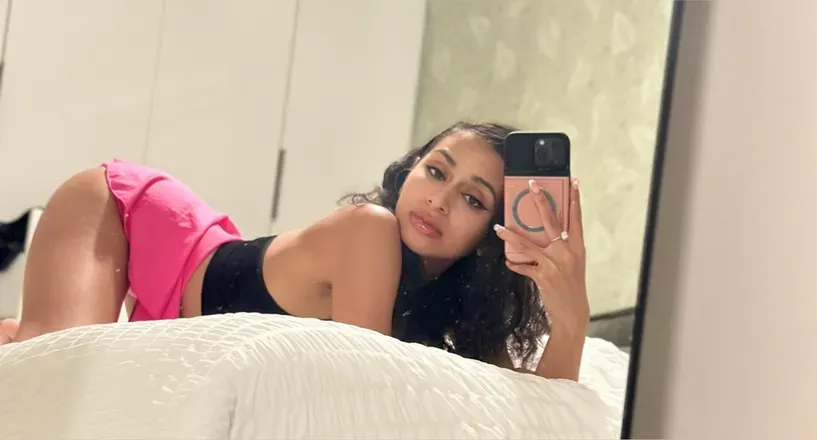 OnlyFans account  zurisplash header 2