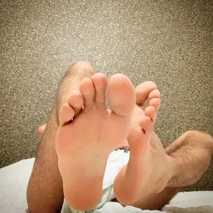 OnlyFans account  fetichistasdepies avatar 1