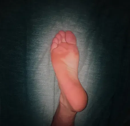 OnlyFans cuenta muscle-man-feet avatar 1