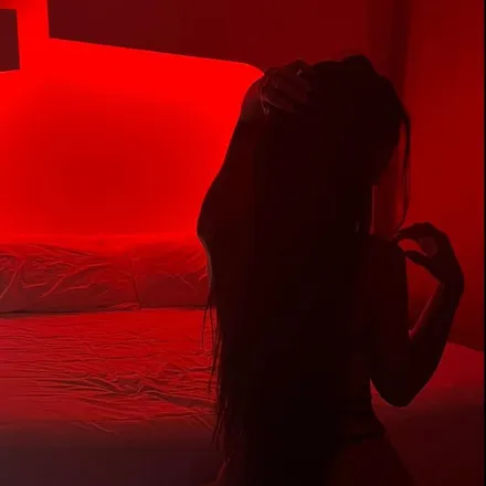OnlyFans cuenta luxydoll header 2