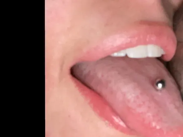 OnlyFans cuenta piercedcows avatar 1