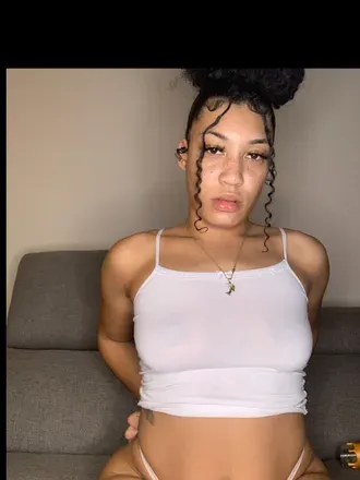 OnlyFans cuenta thelovelyytouch header 2