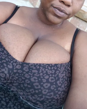 OnlyFans cuenta txgg-36k header 2