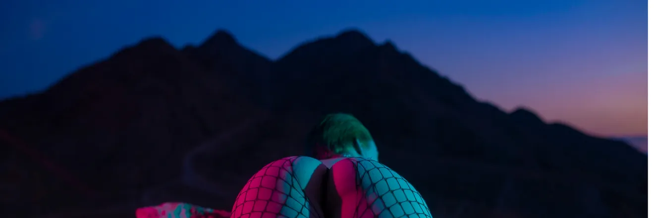 OnlyFans cuenta sarasmokes header 2