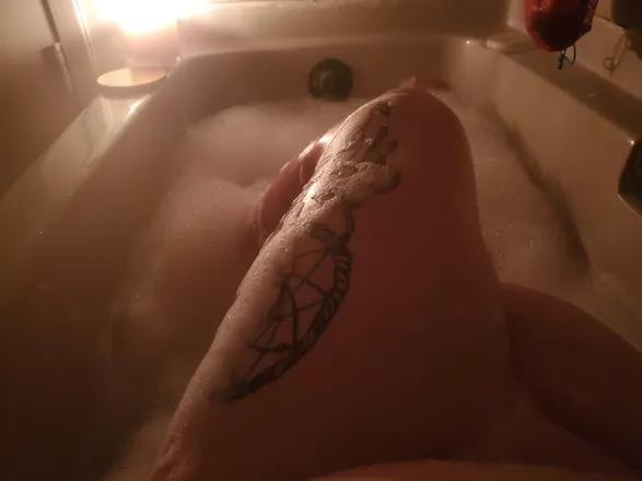 OnlyFans account  babymomma2318 header 2