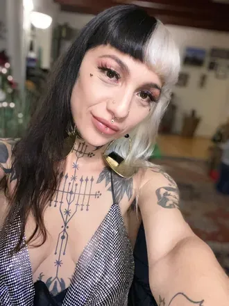 OnlyFans cuenta luvmycooki avatar 1