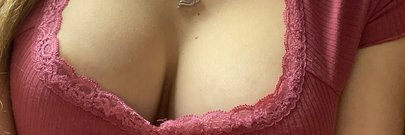 OnlyFans cuenta nessakittykat69 header 2