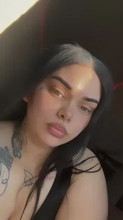 OnlyFans cuenta shegotdatwetshxt avatar 1
