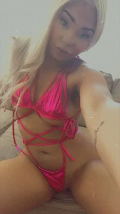 OnlyFans cuenta rawrenee avatar 1