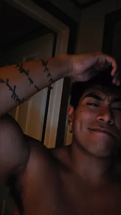 OnlyFans cuenta adrsuare_22 header 2