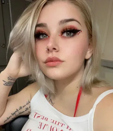OnlyFans cuenta love.me.eden avatar 1