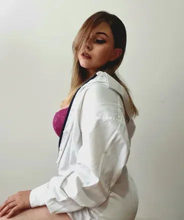 OnlyFans account  karlyvan avatar 1