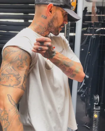 OnlyFans cuenta julezmalborskyi header 2