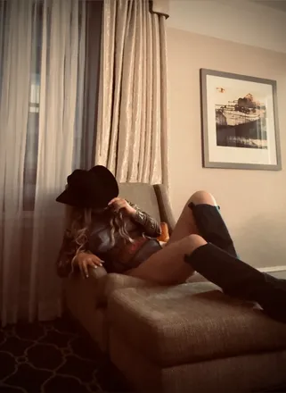 OnlyFans cuenta charliequinnjohnson header 2