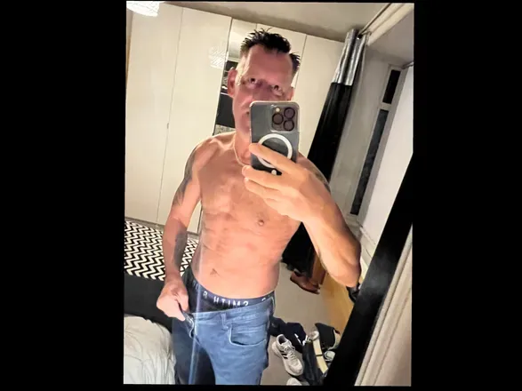 OnlyFans cuenta broker8178 avatar 1
