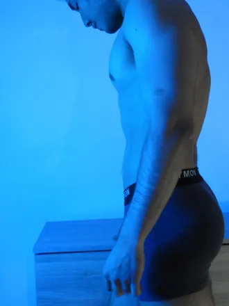 OnlyFans cuenta alexgonzales099 header 2