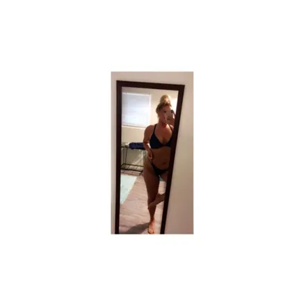 OnlyFans cuenta iamchesneanicole header 2