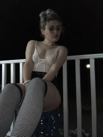 OnlyFans cuenta charyseblossom header 2
