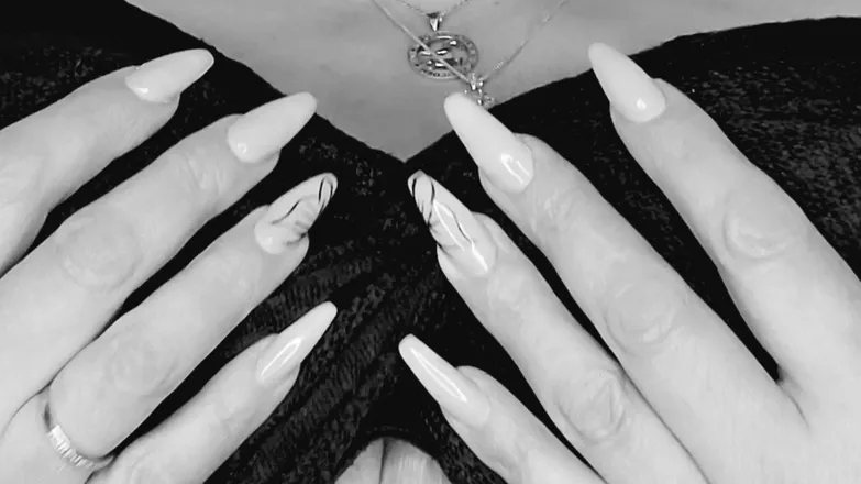 OnlyFans cuenta itzjaisworld header 2