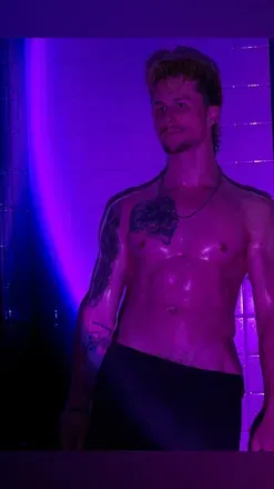 OnlyFans cuenta nickcuriousvip avatar 1