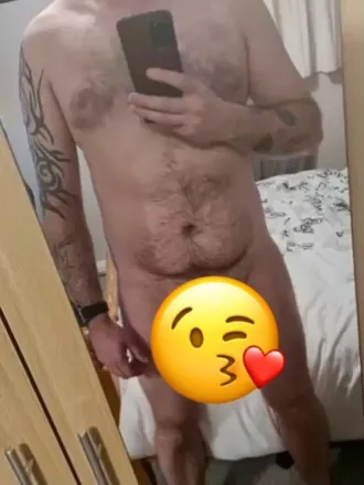OnlyFans cuenta dad_bod692 header 2