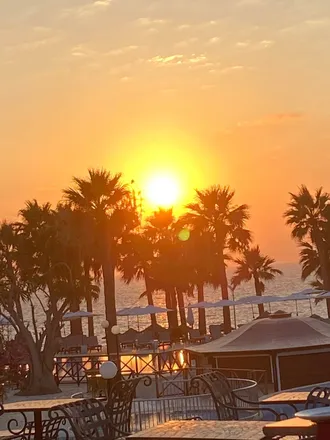 OnlyFans cuenta u224033196 header 2