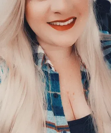 OnlyFans cuenta freckledblondie1 avatar 1