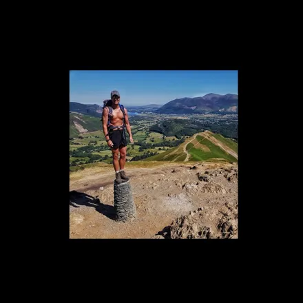 OnlyFans cuenta thatgiantjosh header 2